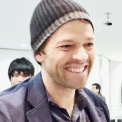 wendeanngo's profile picture. always keep fighting ❤️ | spn • a7x • slip • ac/dc • tvd • arrow • flash • to