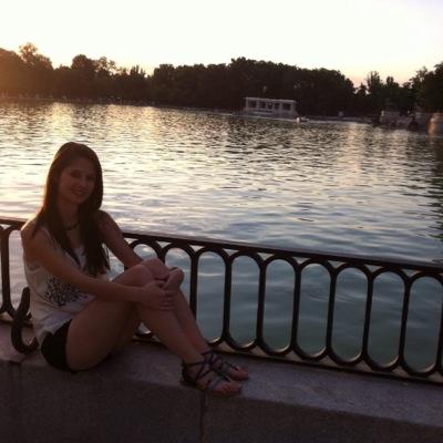 mhelenagg's profile picture. 