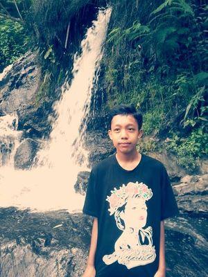 Galoeh96's profile picture. Follback just mentions | 5520B704 \m/