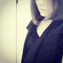 lora_kim310's profile picture. Designer / Artist / Product design