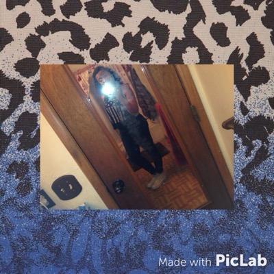 Ashtotylor_23's profile picture. ashton price  you gotta smile through the bullshit-tupac