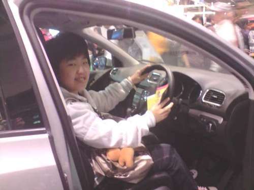 Makkinyun's profile picture. 