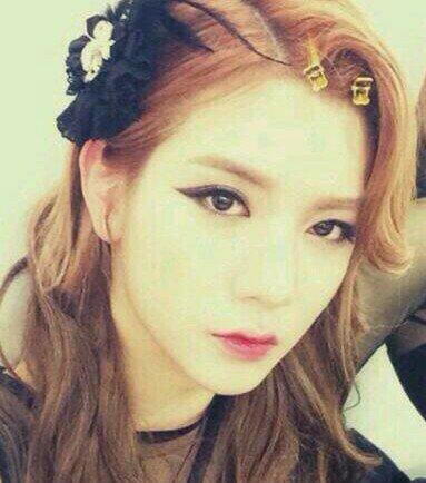 Yanagih_utang's profile picture. header by @spaceastrodog | WIT | Murid kesayangan Pak Adit | Baik, tidak sombong, rajin menindas | perut 4D | us