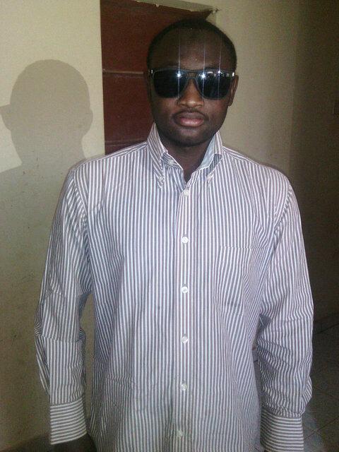 Shamsutsako's profile picture. Living my life so simple,#Muslim,#TeamArsenal.and I luv making frndx.#my pin25DB9349#NEVER GV UP#..!!!