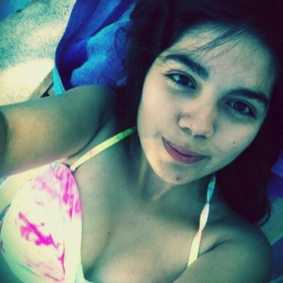 Solo quiero ser feliiiiz ✌ Futura educadora de diferencial,  udec #escorpion #tropiconce - qhue✌ tierna desde 1995 ☺️