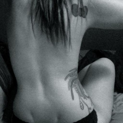 itsabow's profile picture. 🌙