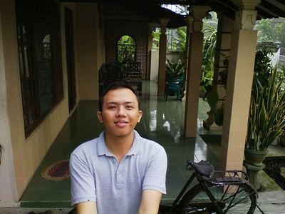 gendhoank's profile picture. 