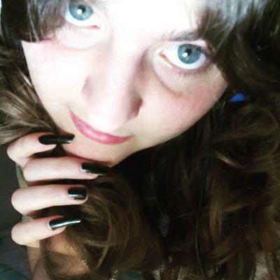 estela13396's profile picture. 23. Futura abogada.