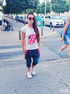 peke_sevilla's profile picture. • Sevillana 
• Jugadora de C.D. La Plata ⚽
• Amante de la musica 
• Cuando yo llego, el diablo mira, se sienta y aprende.