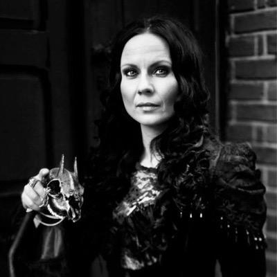 Skullartist's profile picture. PETRA SHARA STOOR of Skulls & Bones Artwork in Sweden. Skull art, makeup, costumes, events. Skulls ethically sourced!