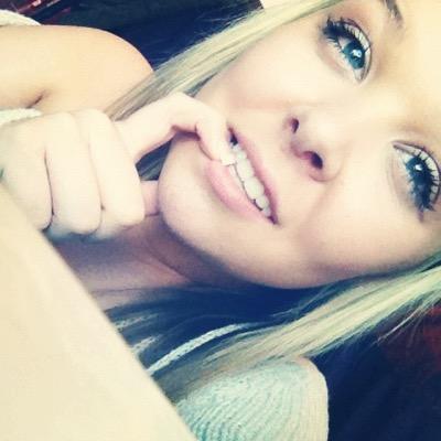 follow mee!! koste das Leben voll aus!!!