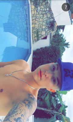 snap: karine.bottini ❤mc gui eu te amo sonhar nunca desistir ter fè pois facil não e nem vai ser ❤❤ MC GUI EU TE AMO