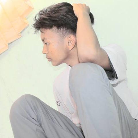 Pyramide shuffle crew (cilegon), follow ya siapa tau jodoh ;) || 02-06-98 || single nih ajak mention aja ;) || my fesbuk Redha erlangga || my pin 5ab8781e