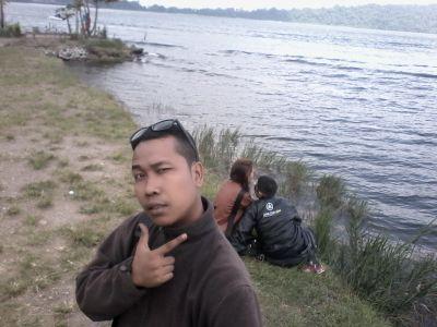 agoenkdhika29's profile picture. 