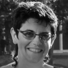 elur_larraza's profile picture. Konputagailuen arkitektura eta sistemen irakaslea, UEUko Informatika saileko kidea eta hiru neska-mutilen ama. Beraz hezkuntza da nire interes nagusia.