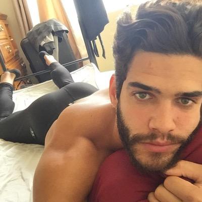 tomrpgatm's profile picture. tonight im your tattoo never leaving you