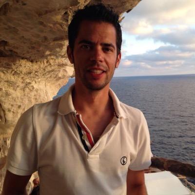 Ingeniero industrial, Executive MBA, triatleta en proyecto, aficionado a la cocina y de Dénia. Papá x2