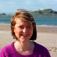 Lucy Brownhall (@yoganowstudio) 's Twitter Profile