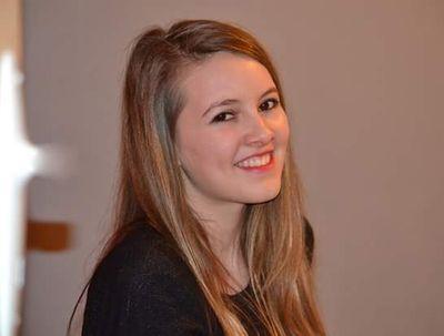 ElodieCsst's profile picture. 