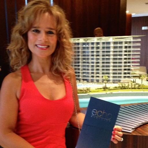 Adriana Duque Krech - Licensed Executive Luxury Real Estate Specialist . Pontifixia Xaveriana University. Miami Real Estate Agency