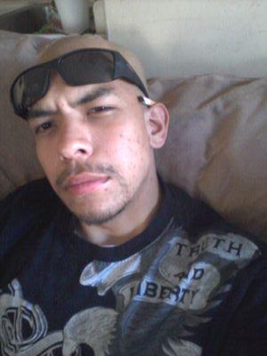 zloks1's profile picture. 