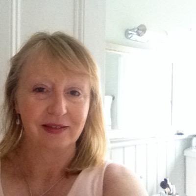 AndieMel's profile picture. I”m the flag planter for everyone wanting to move to this great county Cornwall! !