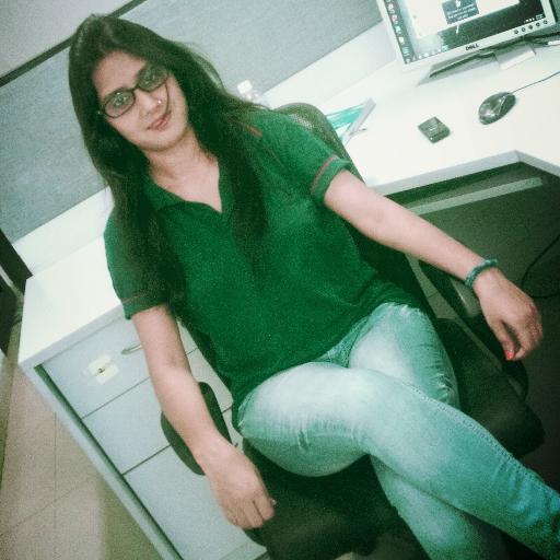 khansobiya02's profile picture.