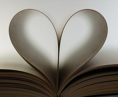 LetsTwead's profile picture. First ever Twitter Book Club all tweaders are welcome!
Currently Reading: Dear John by Nicholas Sparks