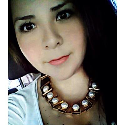 Ale_Romro's profile picture. No i have my life all figured out and resolved, only i have a smile and hope for a return. ∞