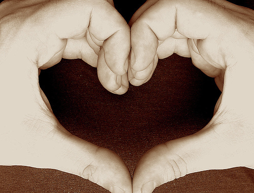 SupportandLove's profile picture. This is a twitter network for love and support.