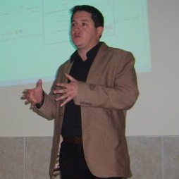 Alexinux's profile picture. Developer por naturaleza, que le vamos hacer :) orientado a Soluciones Empresariales