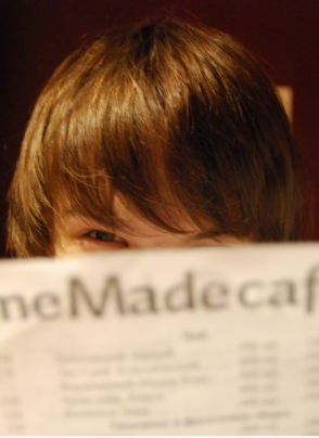 Zethololo's profile picture. Rock-guitarist, pizza expert, a huge nerd