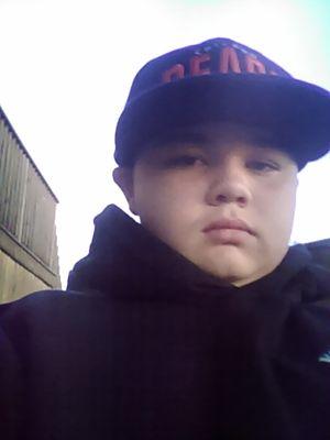 LouisRitzer's profile picture. if you follow me i will follow you back