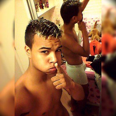 Siim, Eu Sou Legal ✌✋
Segue Ai Sigo De Volta ✋