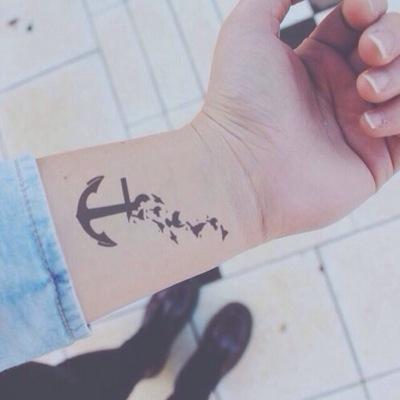 Peipiss's profile picture. Felpe larghe per sentirci al riparo.