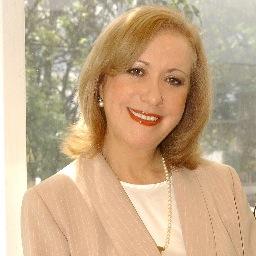 Founder & Director of Fundación Escuela Nueva 

Fundadora & directora de la Fundación Escuela Nueva