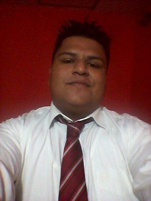 CAR_FRAN_25's profile picture. soy muy romántico ,linda gente y muy soñador,me encanta escuchar música,comer muy rico, conocer gente amable y buena,tener buenos amigos,