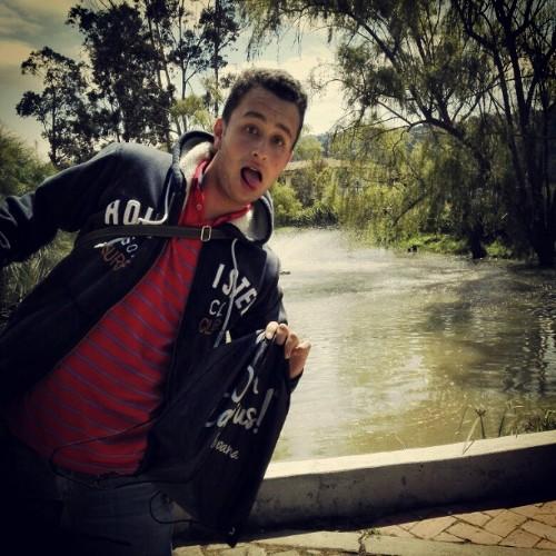 danielg24383049's profile picture. 