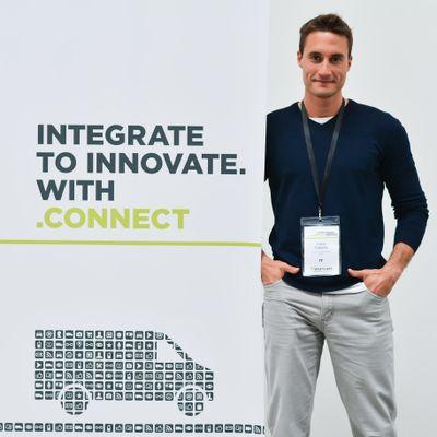 thundercore84's profile picture. Software developer, photography enthusiast, and former American Football player from Italy.