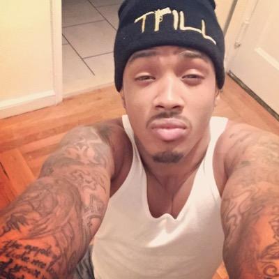 TheRiseToFame's profile picture. 🎹