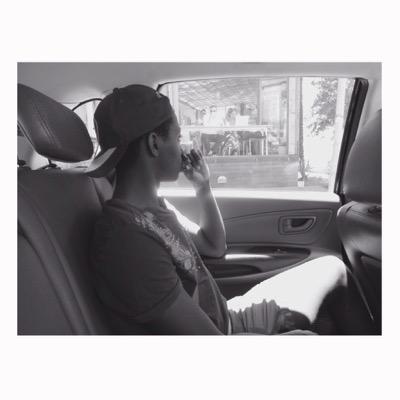 Software Engineer trying to make learning fun.
Typescript, AI, blockchain, economics, finance, history and more.