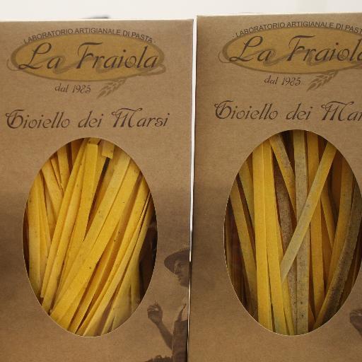 Il laboratorio artigianale di pasta ” La Fraiola” nasce nel dicembre del 1985 dall’idea dei fratelli Adelina e Mario Cimaroli ad Avezzano (Abruzzo).