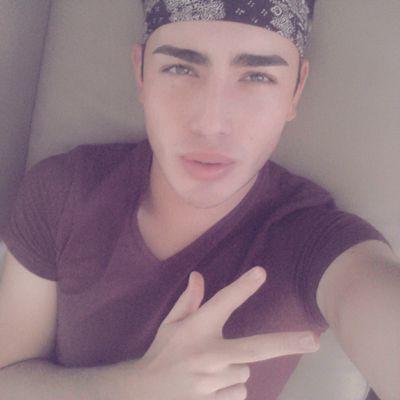 JoelJr426's profile picture. modelo , deportista,estudiante y ablo español e inglés vivo en corona California