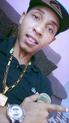 Contrate (013) 9 8179 - 0057 Perfil do Facebook - http://t.co/sxub143C4K…
