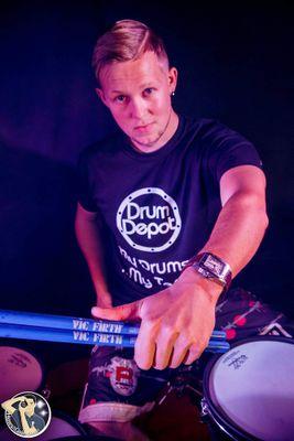 youtube drummer, just trying to 'drum' up some business! drummer @ifightbearsband