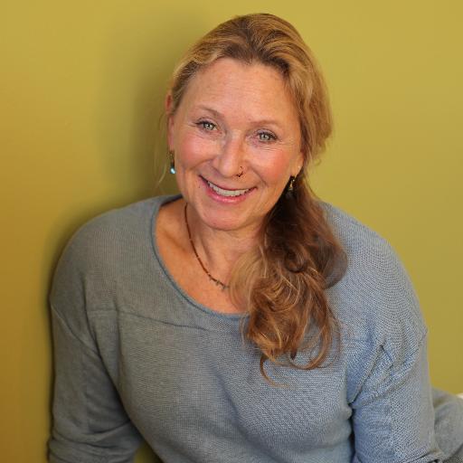 evebernstein's profile picture. chiropractor, Ayurvedic practitioner, Yoga instructor, dancer, mother, healer