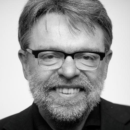 ahborchers's profile picture. Autor beim stern in Berlin. KSC-Fan
 http://t.co/wAPhFAvelj