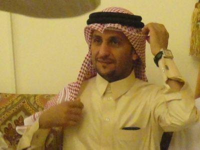 متذوق للشعر انثر احيان من مشاعري خواطر وابيات