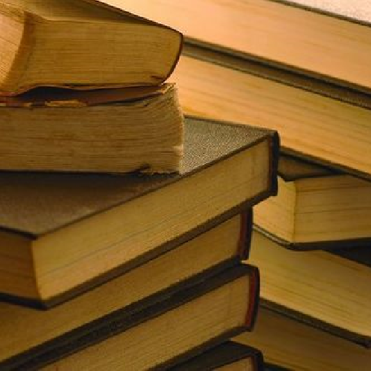 面白い本探してます。気づいたら数時間たってたってなる本を読みたいです。 無言フォローごめんなさい。