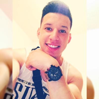 COLOMBIANO AL 100. Siempre de la mano de Dios. Paz versace versace, medusa head on me like i'm luminati